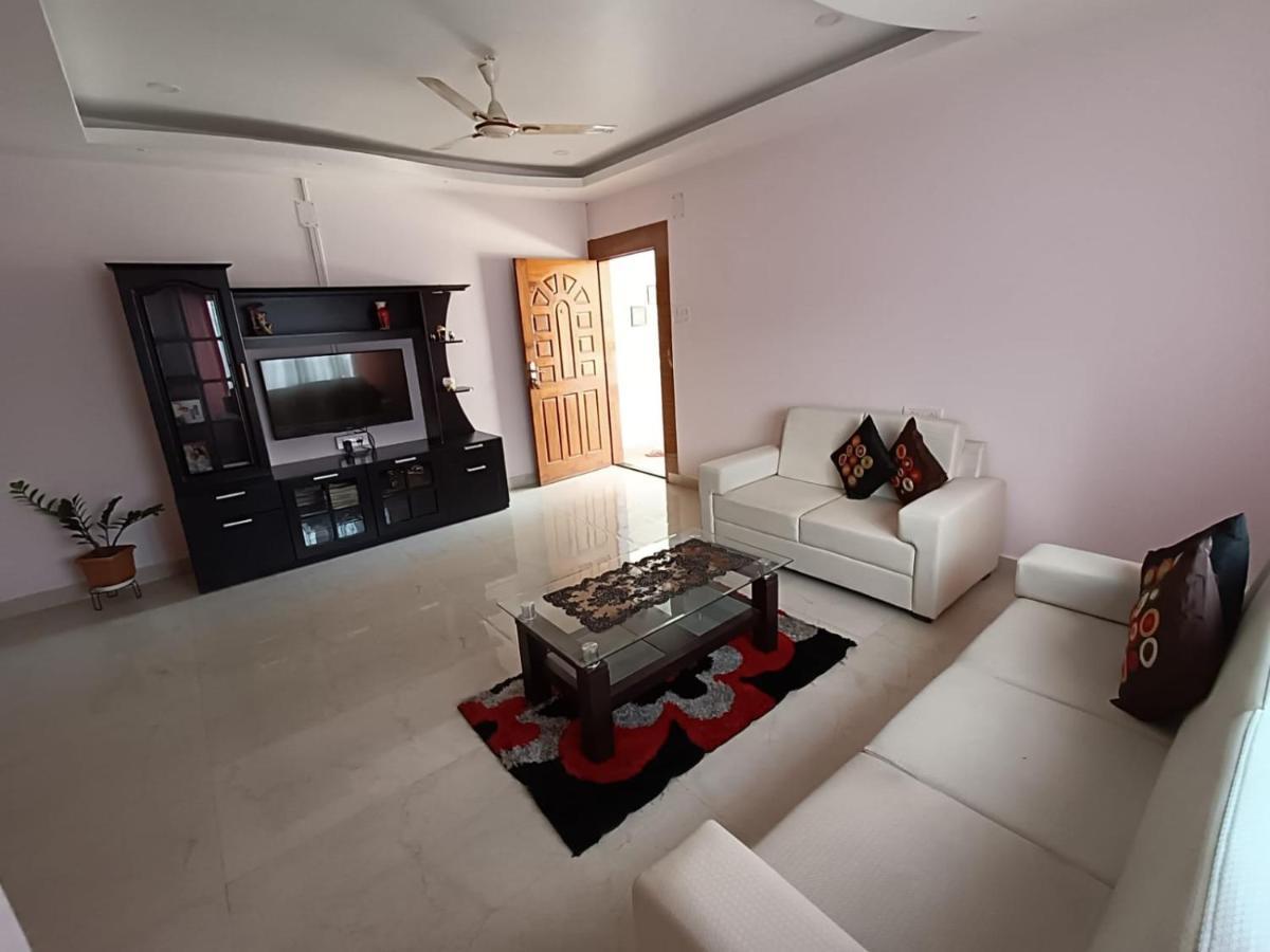 Mi Casa Homestay Guwahati Ngoại thất bức ảnh