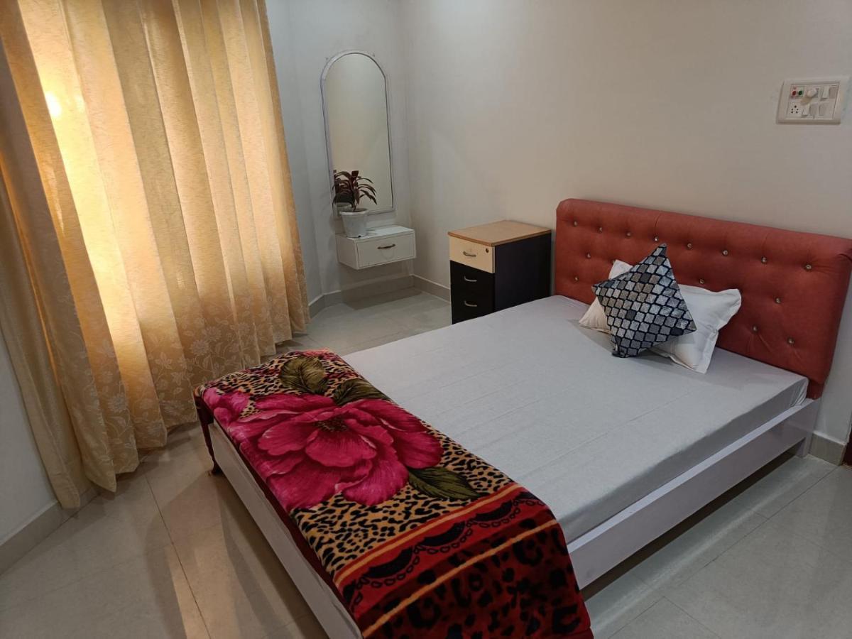 Mi Casa Homestay Guwahati Ngoại thất bức ảnh
